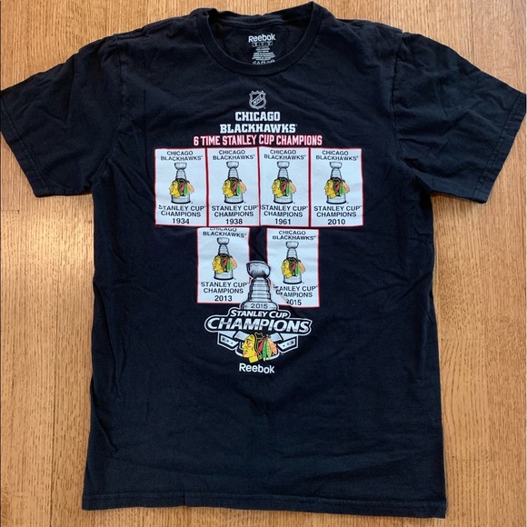 Chicago Blackhawks banner raising Reebok T-shirt - Picture 1 of 4